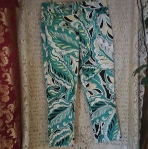 SPANNER Teal, Black & White Patterned Capris
